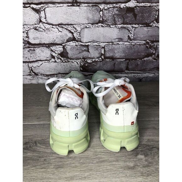 On Cloud Wide Lime Green Gray White LaceUp Gym Running Shoes Women Sz 39EU/8M US - Picture 5 of 16